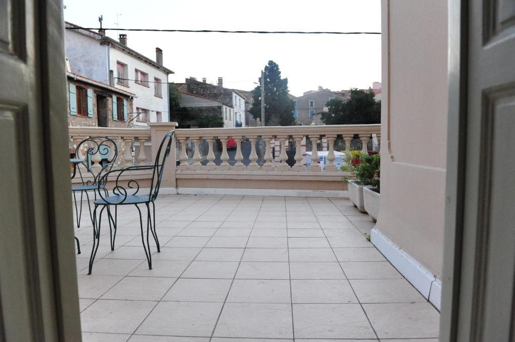 Logis Auberge Restaurant Du Vigneron Cucugnan Room photo